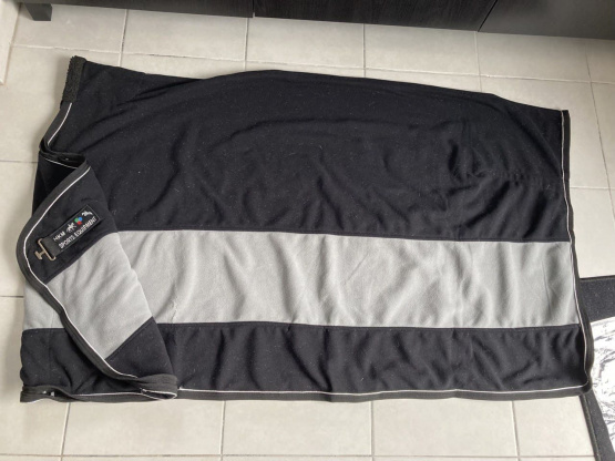Couverture / Chemise polaire HKM occasion