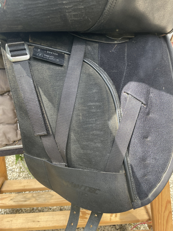 Selle dressage Wintec synthétique 17 pouces occasion