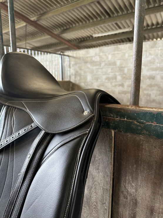 Selle mixte Fouganza ride 17,5 pouces occasion