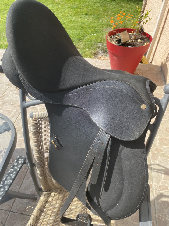 Selle loisir Wintec 16,5 pouces occasion