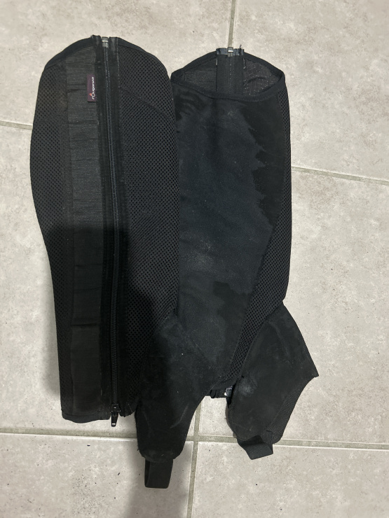 Chaps Fouganza noir occasion
