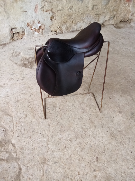 Selle obstacle CWD SE01 16,5 pouces (2012) occasion Selle obstacle CWD SE01 16,5 pouces (2012) occasion