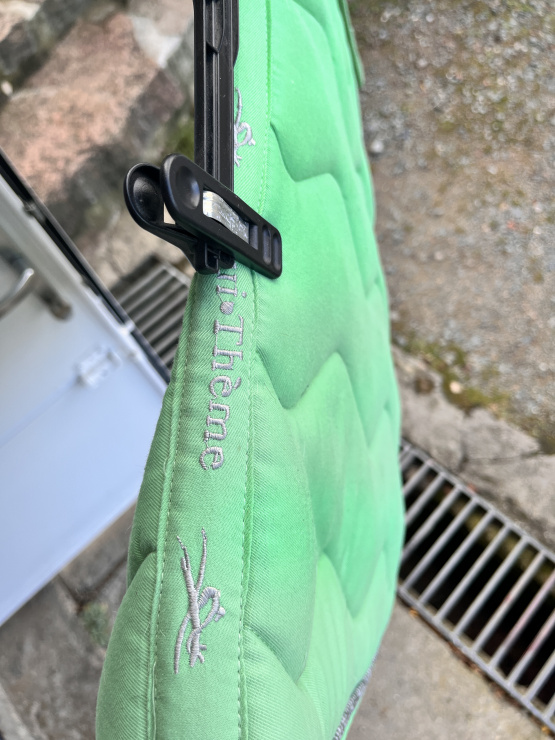 Tapis de selle Equithème vert occasion