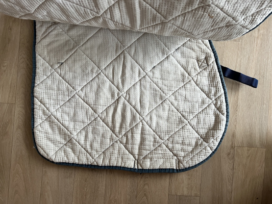 Tapis de selle bleu occasion
