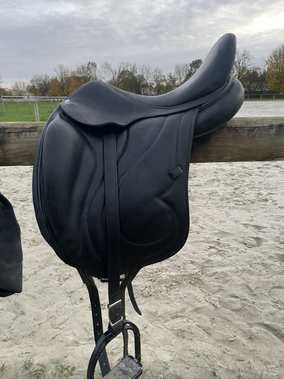 Selle dressage Antarès Cadence 16,5 pouces (2013) occasion