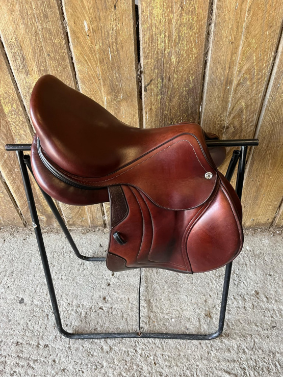 Selle obstacle CWD 17 pouces (2021) occasion