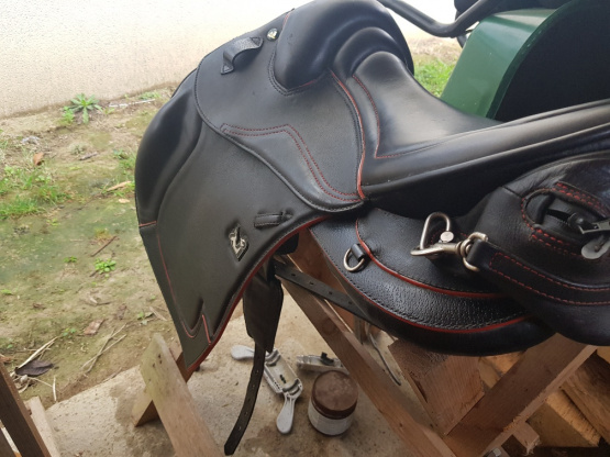 Selle Prestige Atena Flaps Evo 18 pouces (2016) occasion