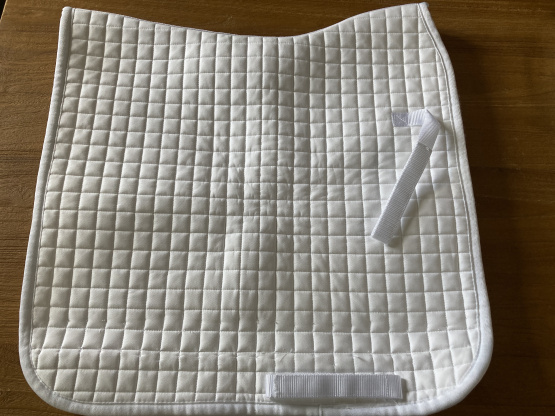Tapis de selle Back on track blanc occasion