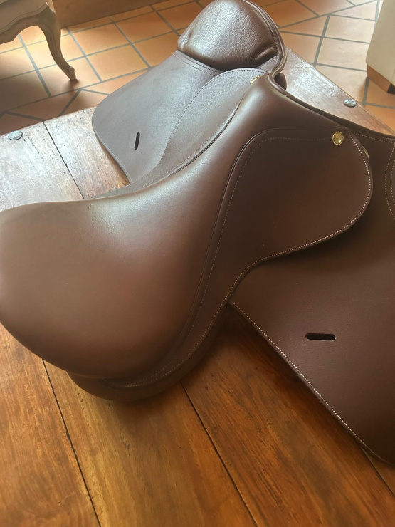 Selle mixte Eric Thomas 17,5 pouces (2023) occasion