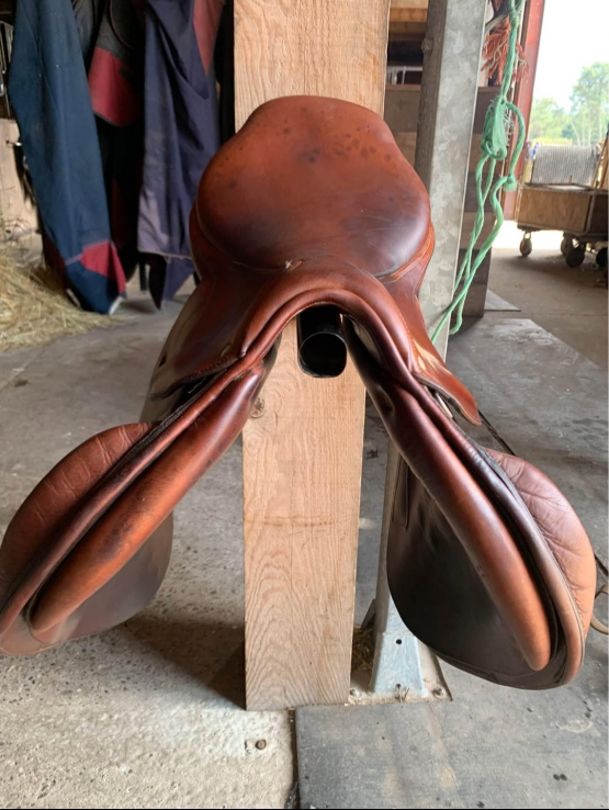 Selle obstacle Belloir 17,5 pouces occasion