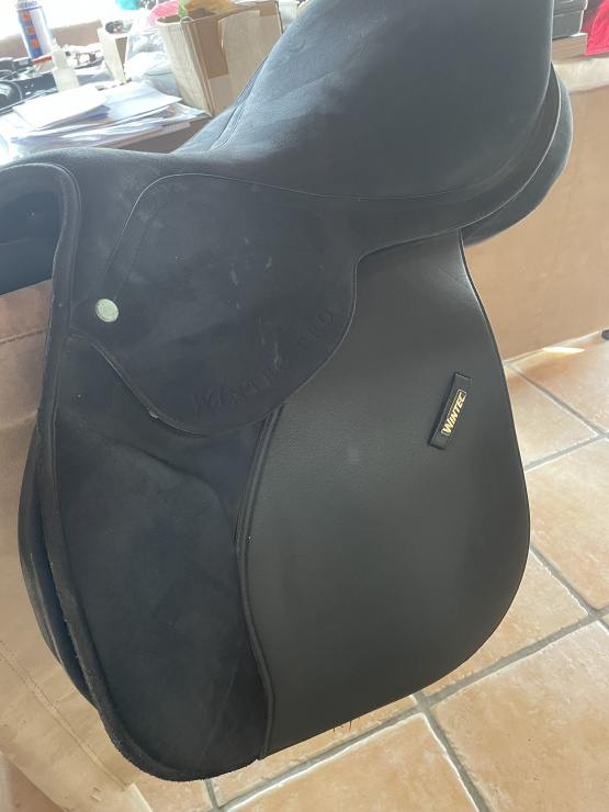 Selle mixte Wintec Pro 17,5 pouces occasion