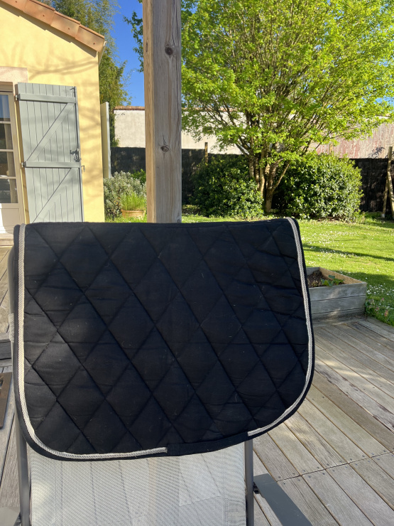Tapis de selle Time rider noir (cheval) occasion