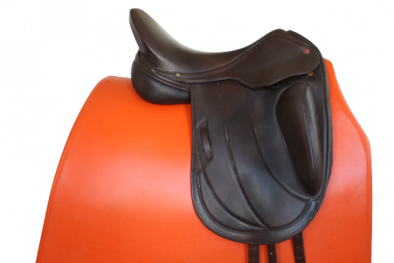 Selle dressage Albion Fabrento (2021) occasion