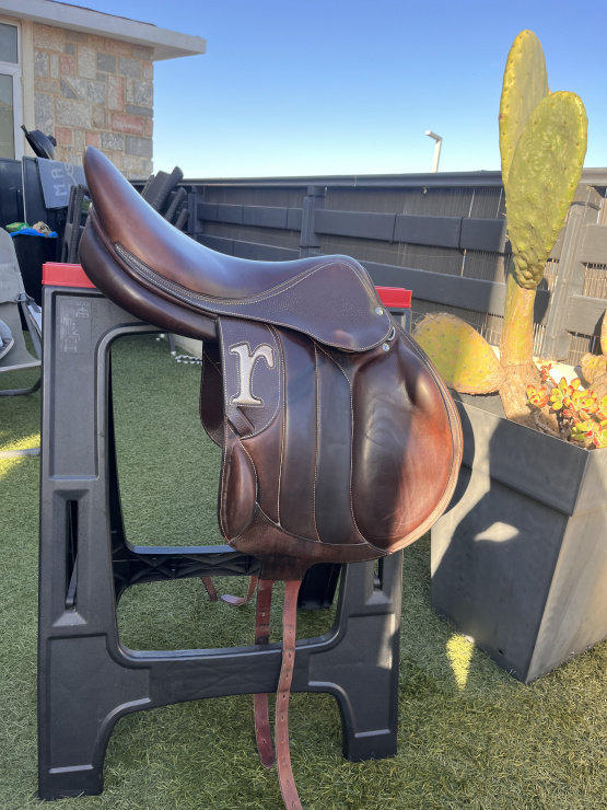 Selle loisirs Rebelle Sellier 18 pouces occasion