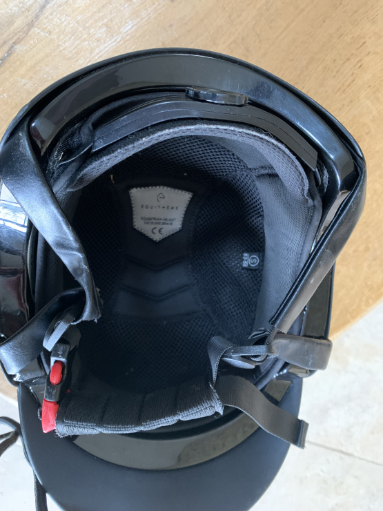 Casque équitation Equithème noir (53-55) occasion