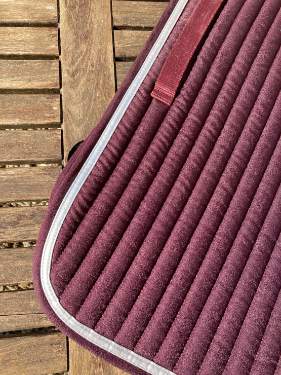 Tapis de selle Equithème prune bord argent occasion