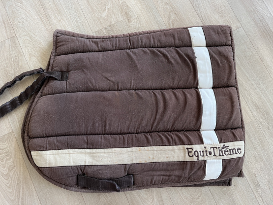 Tapis Equithème marron occasion