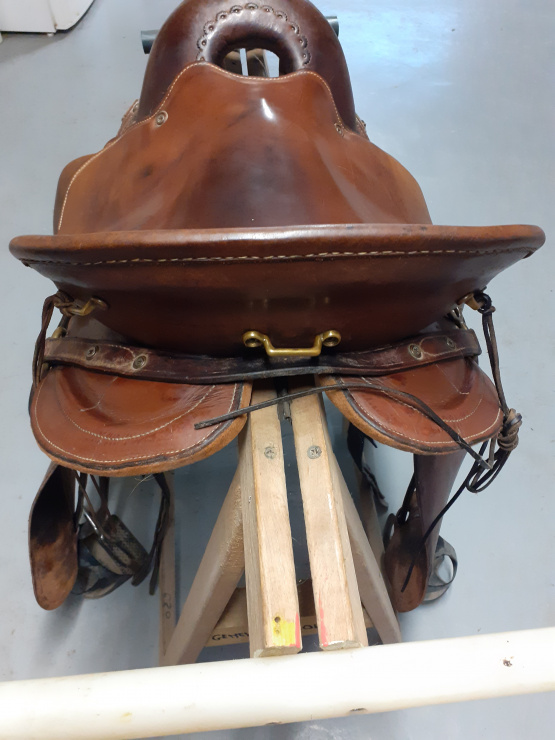 Selle randonnée Guichard Monségur Classic II 16 pouces (2013) occasion