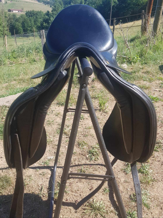 Selle dressage Privilège Equitation 17,5 pouces occasion