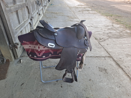 Selle western Omaha occasion