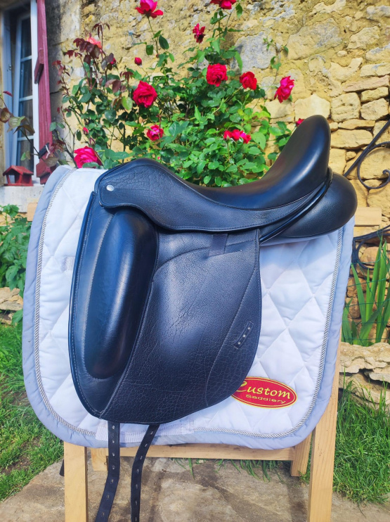 Selle de dressage Custom Icon Flight 17 pouces (2020) occasion