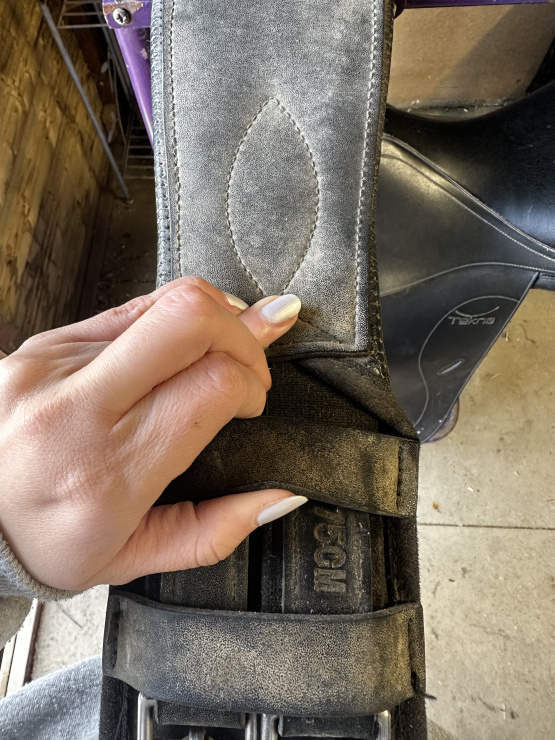 Selle dressage Tekna 17 pouces occasion