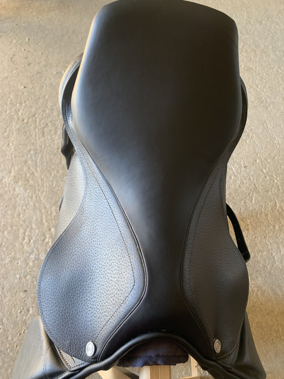 Selle mixte Privilège Equitation 17 pouces (2024) occasion