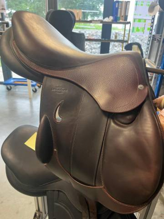 Selle obstacle Devoucoux Chiberta K 16,5 pouces (2022) occasion