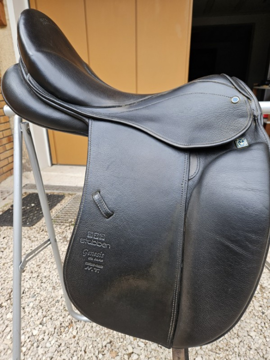 Selle dressage Stübben Genesis 17,5 pouces (2015) occasion