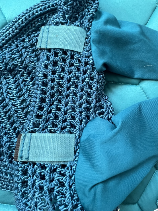 Tapis de selle & bonnet bleu turquoise (cob) occasion