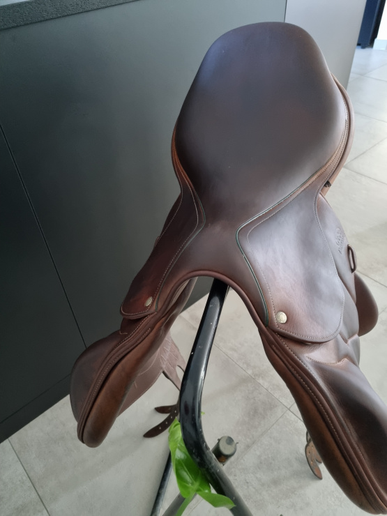 Selle obstacle Devoucoux Chiberta 18 pouces (2012) occasion