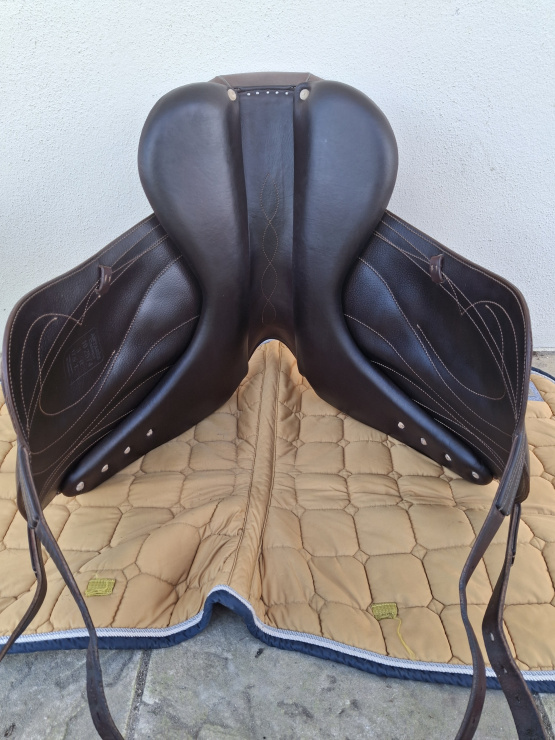 Selle dressage Antarès 17,5 pouces occasion