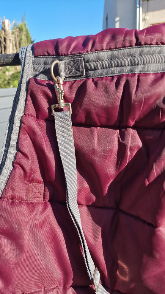 Sac / housse de selle mixte bordeaux et grise occasion