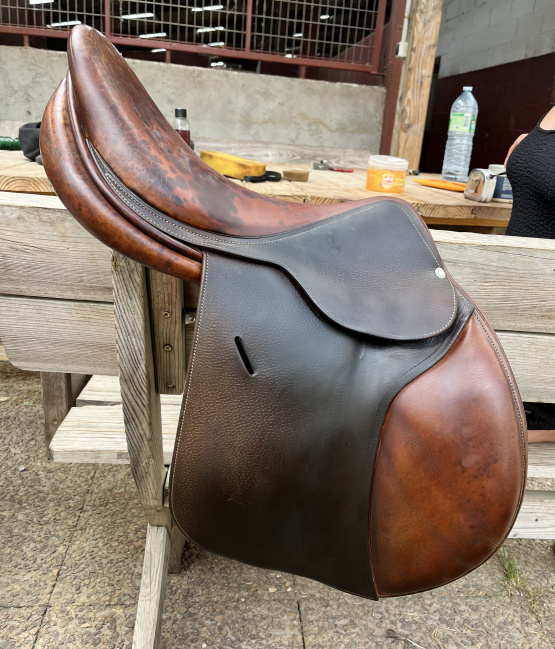 Selle obstacle Butet Saumur 16 pouces (2014) occasion