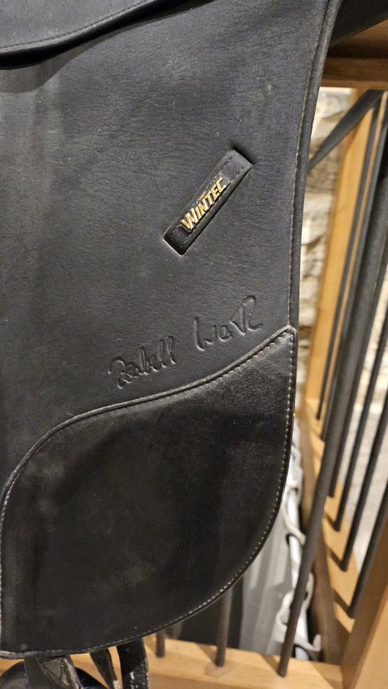 Selle dressage Wintec Isabel Werth 17 pouces (2010) occasion