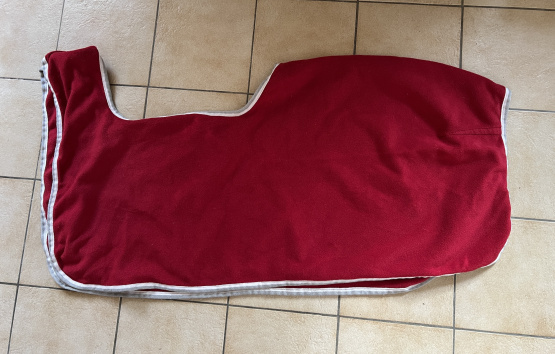 Couvre reins Elizabeth Greenwood rouge 145 cm occasion