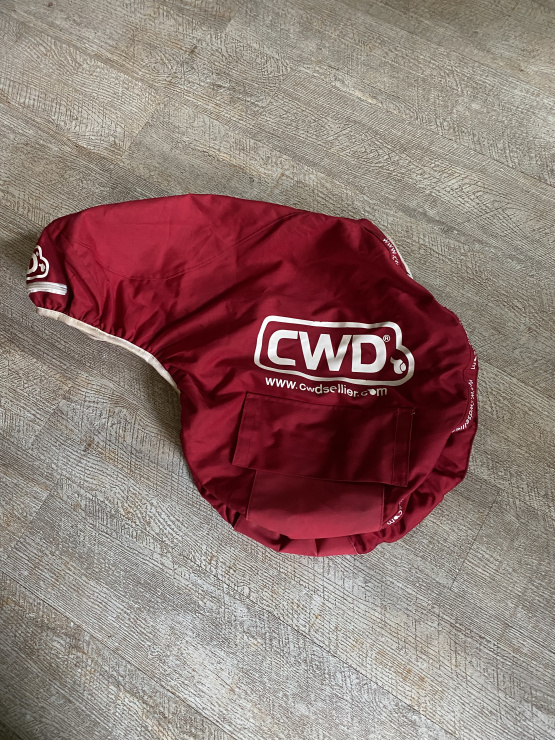 Housse de selle CWD occasion