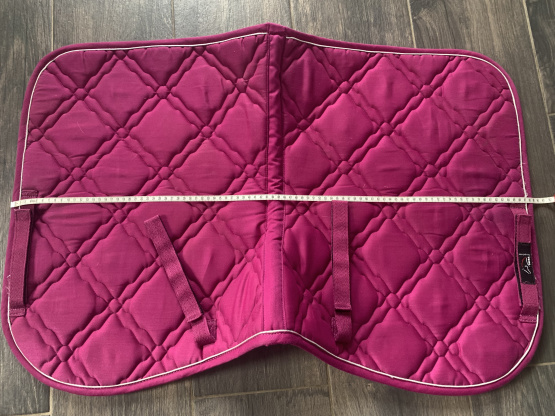 Tapis de selle HKM rose framboise shetland occasion