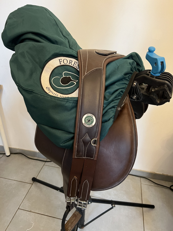 Selle dressage Forestier Séoul 17 pouces (2023) occasion