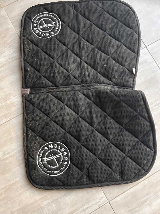 Tapis de selle Freejump gris (cheval) neuf occasion