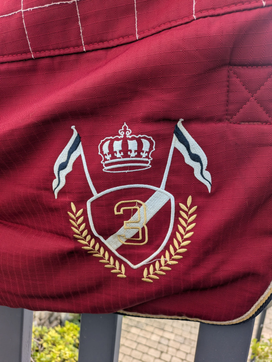 Couverture Fouganza rouge 145 cm occasion