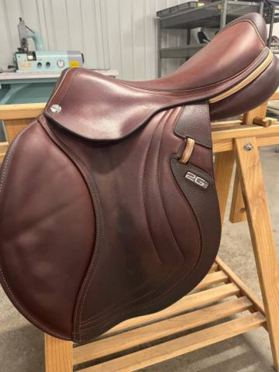 Selle obstacle CWD SE32 2GS Mademoiselle 18 pouces (2023) occasion