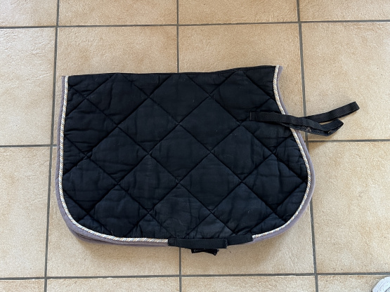 Tapis de selle Equithème noir (poney) occasion