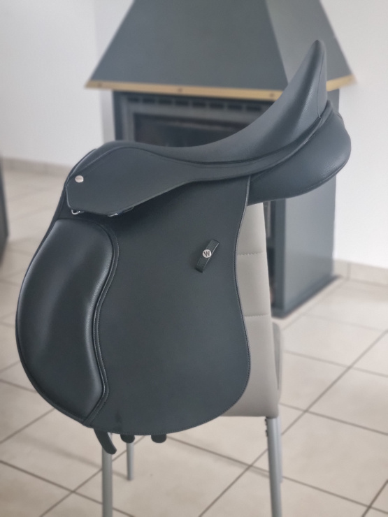 Selle mixte Wintec 500 hart 17,5 pouces (2023) occasion