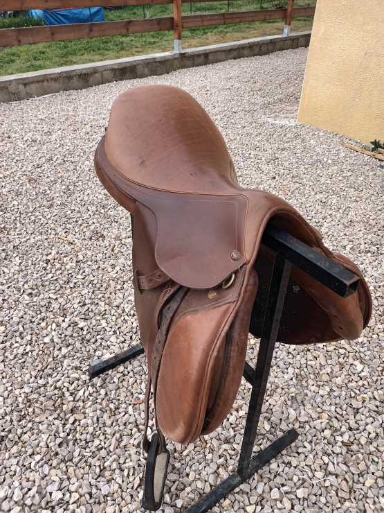 Selle mixte Eric Thomas 17 pouces (2010) occasion