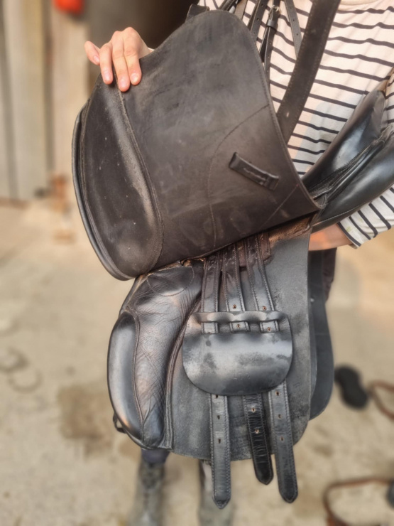 Selle mixte 17,5 pouces occasion