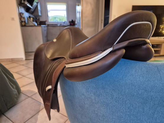 Selle obstacle CWD SE02 17,5 pouces (2023) occasion