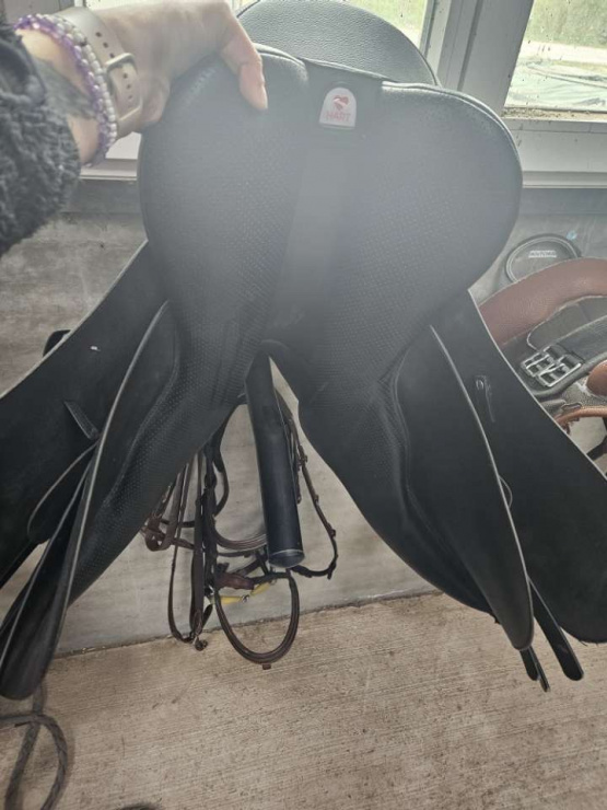 Selle mixte Wintec Hart 16,5 pouces (2024) occasion