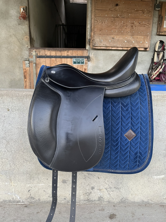 Selle dressage Ikonic évolution 17 pouces (2017) occasion