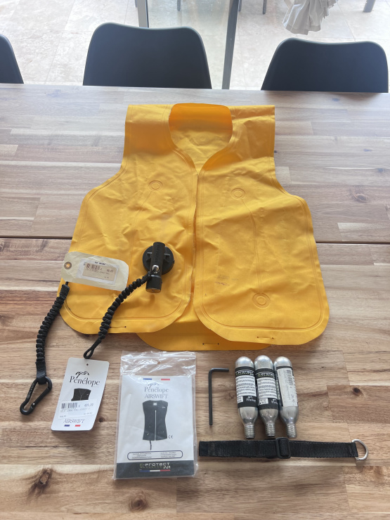 Gilet airbag cavalier Airswift Leprevost (S) occasion
